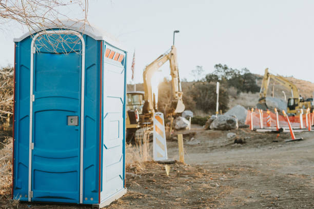 Best Porta potty delivery and setup  in Oakley, KS